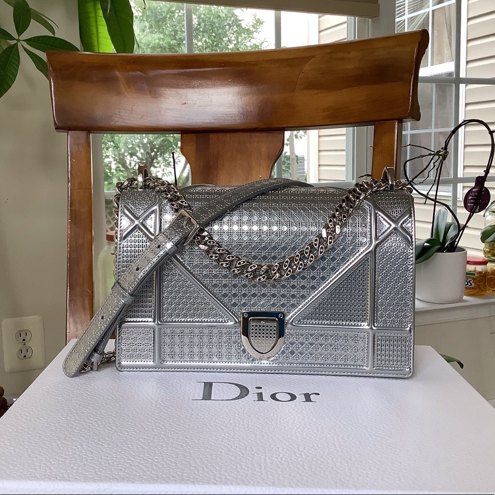 100% AUTHENTIC DIOR DIORAMA BAG
